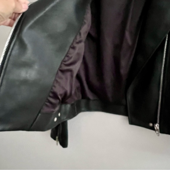 BlankNYC Black faux leather Motorcycle Jacket w/ Zipper size S good condition - Picture 4 of 12